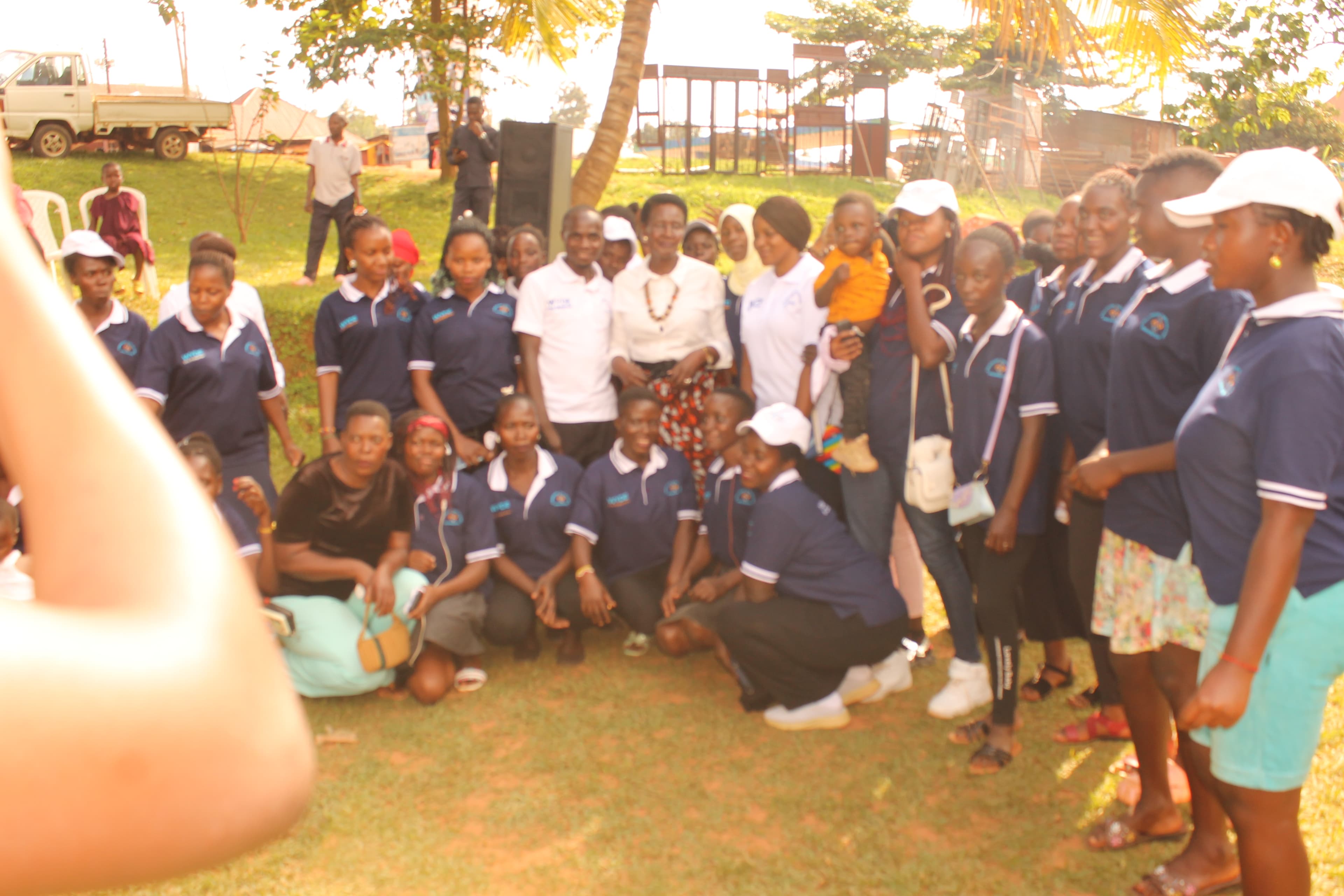 Group photo with the guest of honor